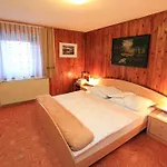 Homestay Pekovec *