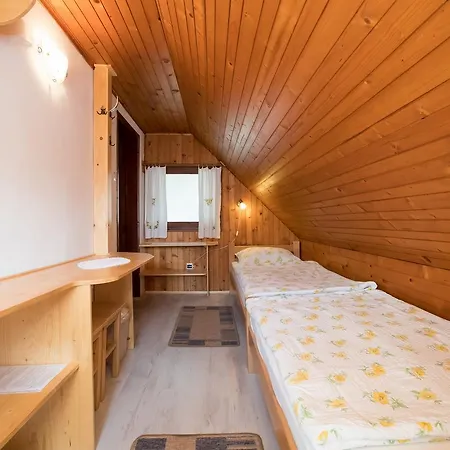 Pekovec Homestay *