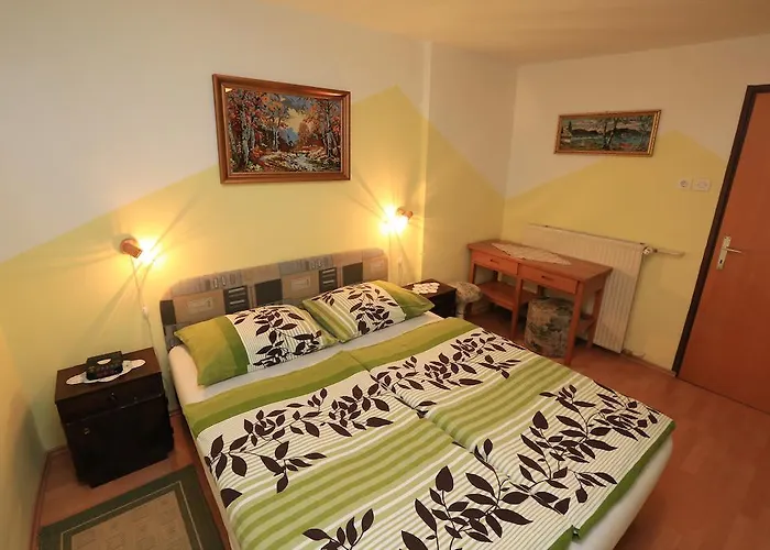 Privatunterkunft Pekovec *